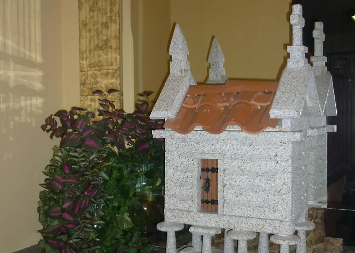 فندق Francisco Javier *