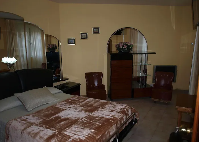 Francisco Javier فندق