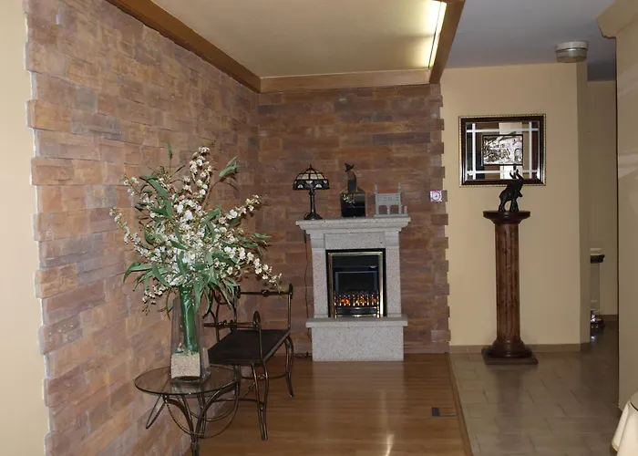 Francisco Javier فندق